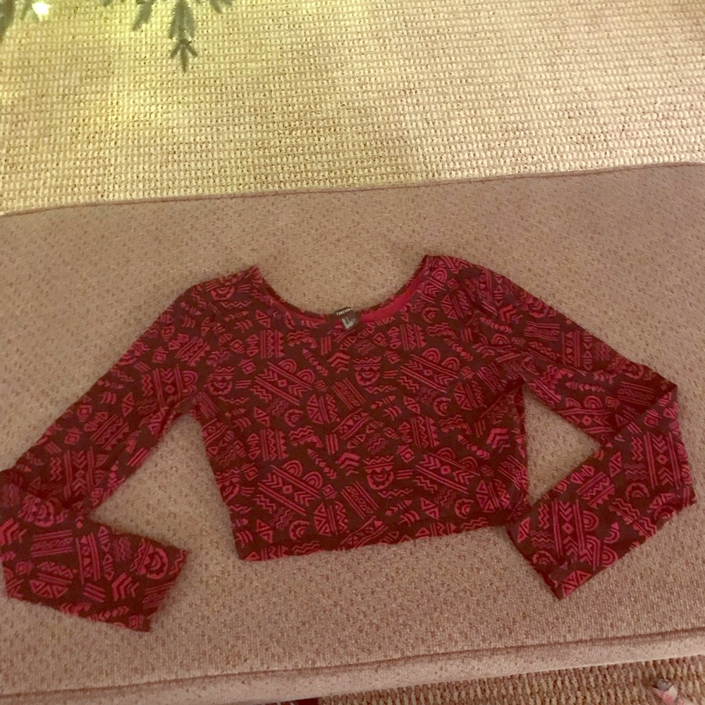 Long sleeve crop top